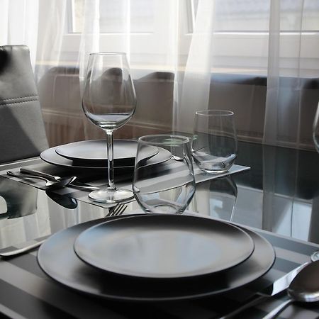 M&M Centrum Apartments Πόζναν Εξωτερικό φωτογραφία